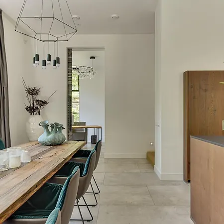 Villa Vita 4* ברחן