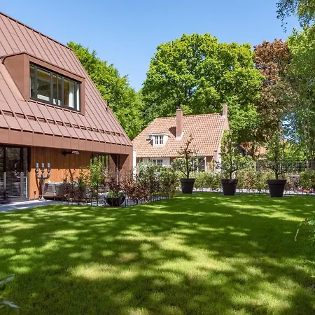 ホテル Villa Vita 4*