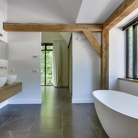 Villa Vita מלון 4*